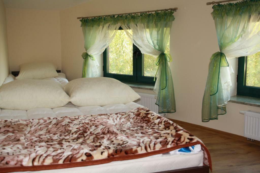 Hotel For You Pabianice Room photo
